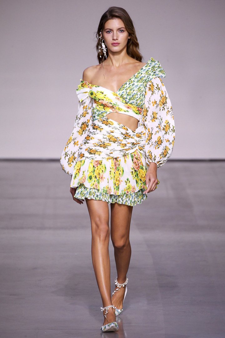 Zimmermann 2025纽约时装周女装秀