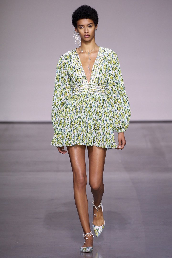 Zimmermann 2025纽约时装周女装秀