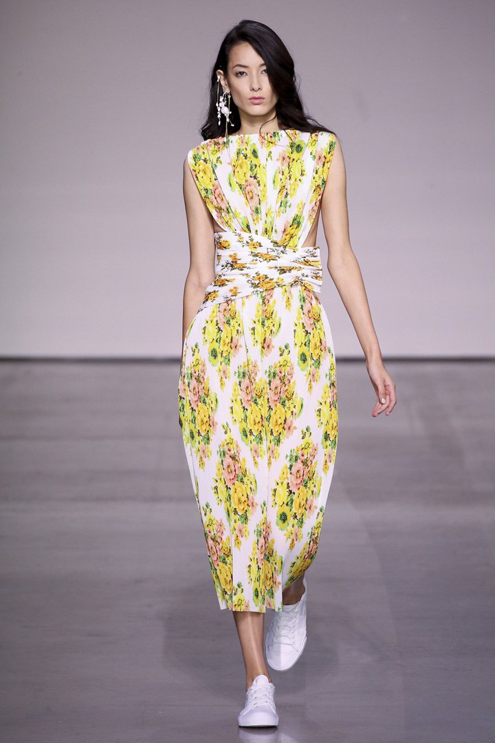 Zimmermann 2025纽约时装周女装秀