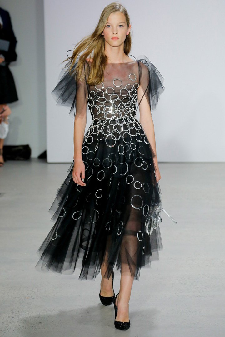 Oscar de la Renta 2025纽约时装周时装秀