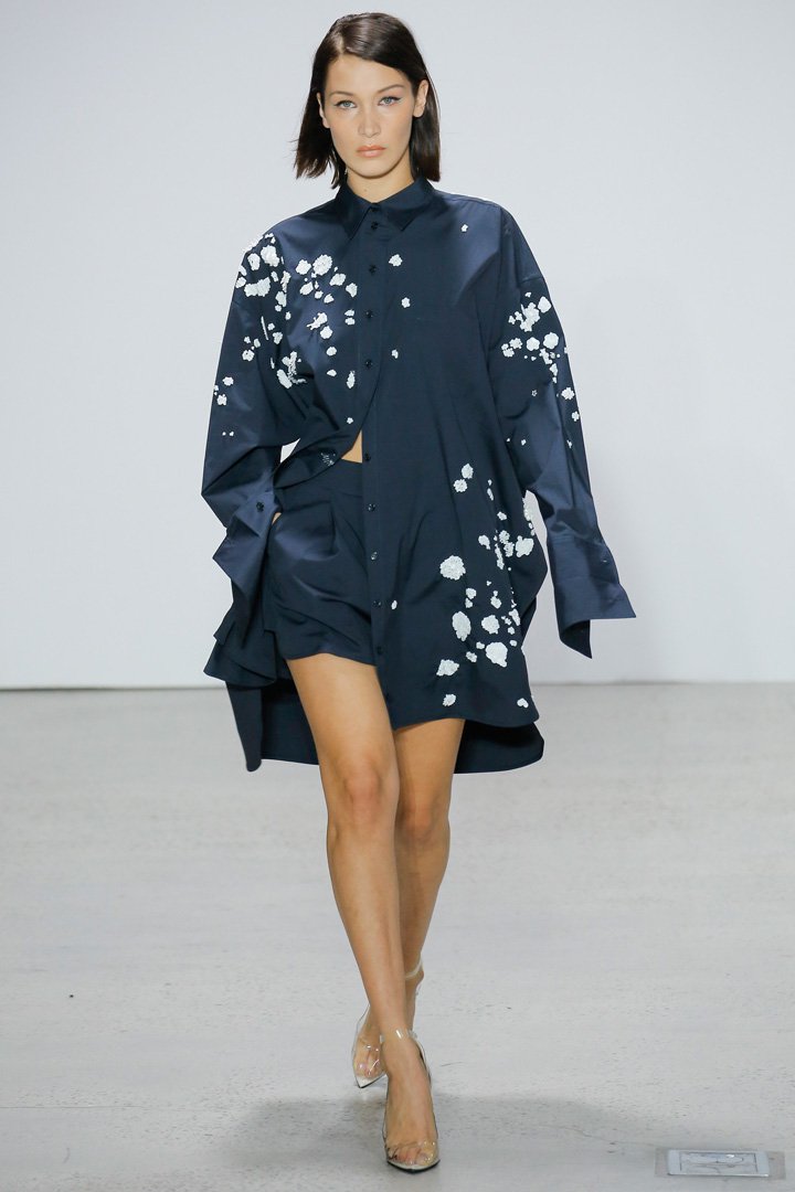 Oscar de la Renta 2025纽约时装周时装秀