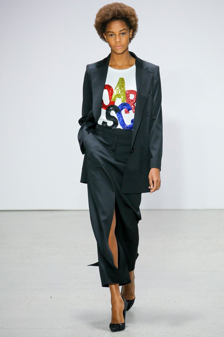 Oscar de la Renta 2025纽约时装周时装秀