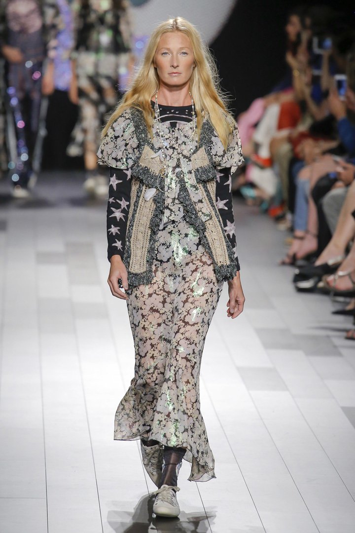 Anna Sui（安娜苏）2025纽约时装周时装秀