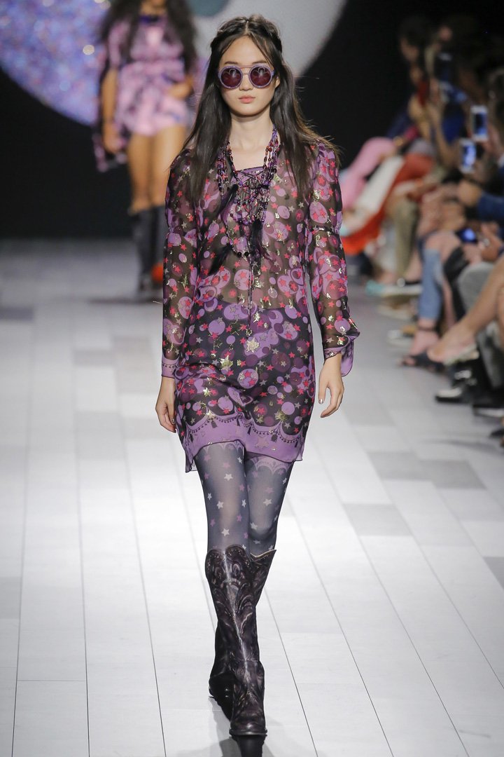 Anna Sui（安娜苏）2025纽约时装周时装秀