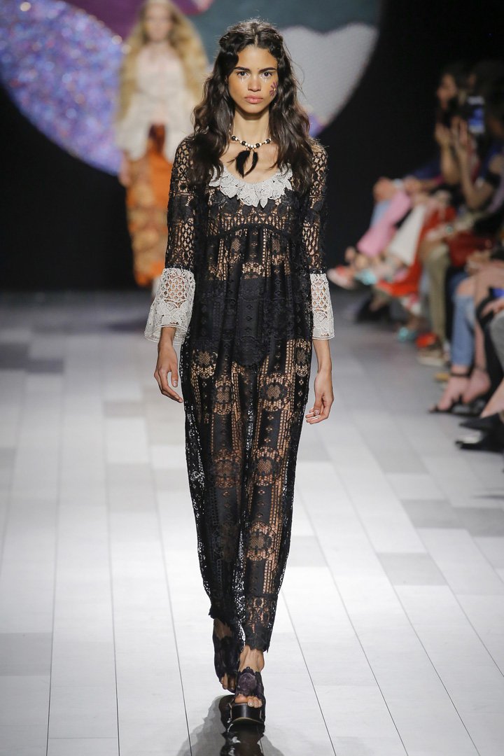 Anna Sui（安娜苏）2025纽约时装周时装秀