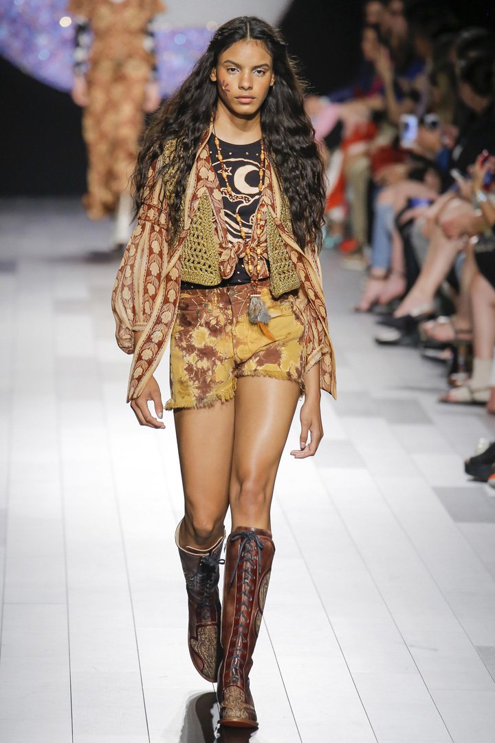 Anna Sui（安娜苏）2025纽约时装周时装秀