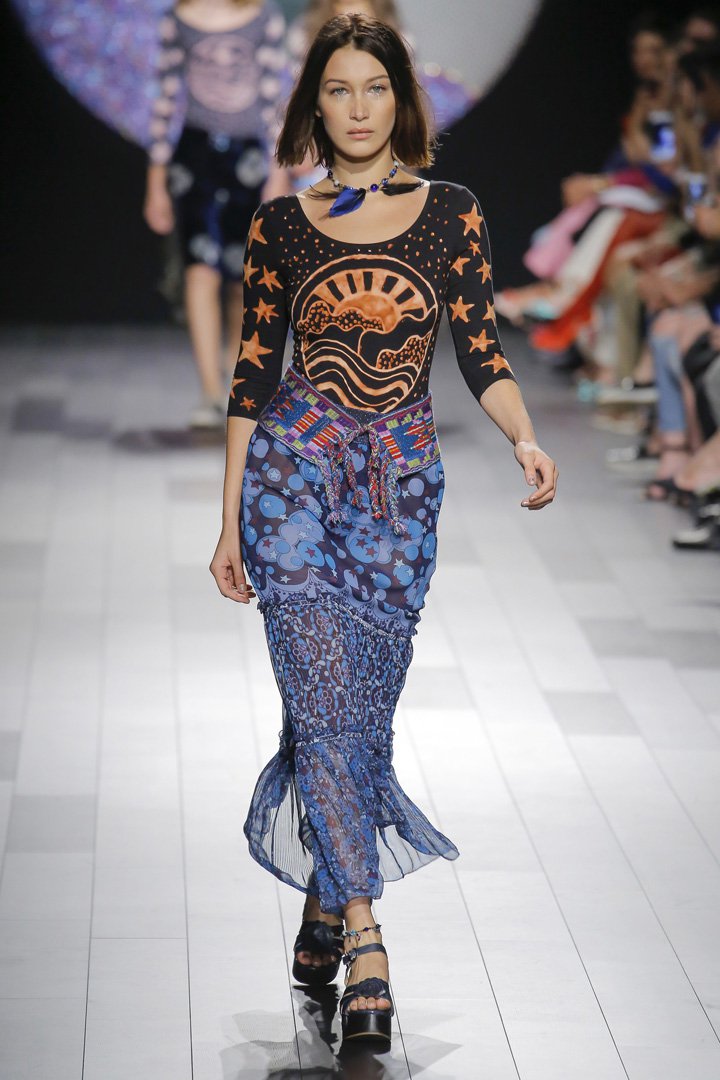 Anna Sui（安娜苏）2025纽约时装周时装秀