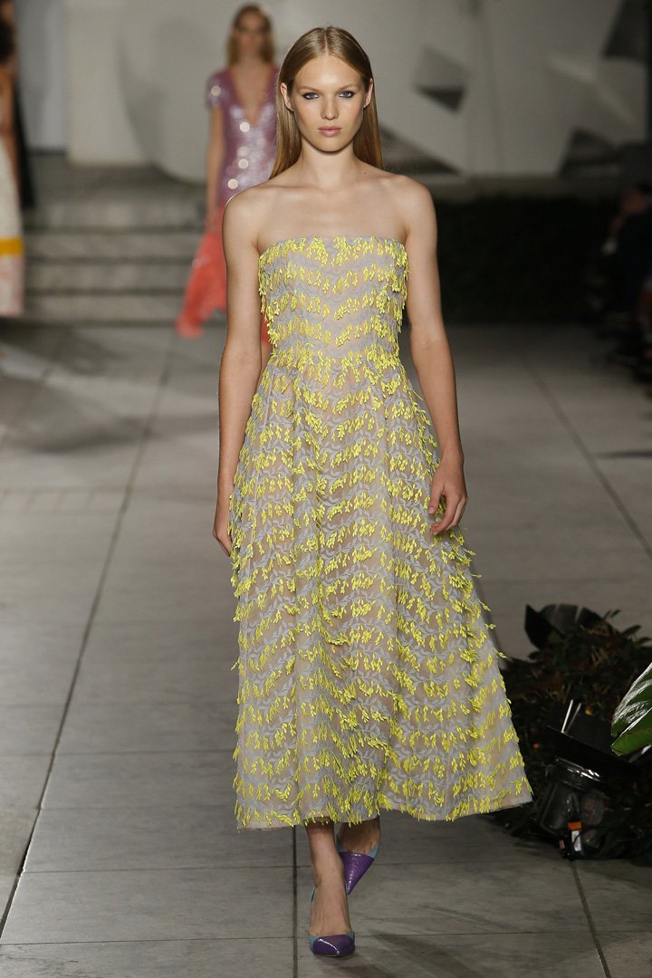 Carolina Herrera 2025纽约时装周时装秀