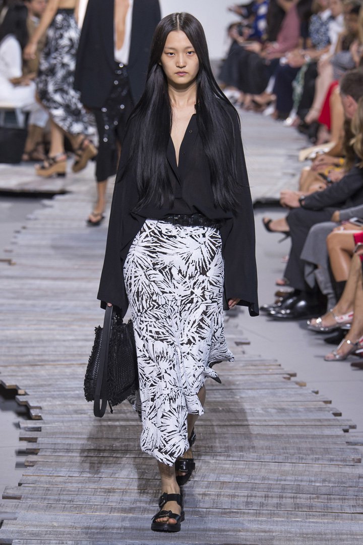 Michael Kors（迈克高仕）2025纽约时装周女装秀