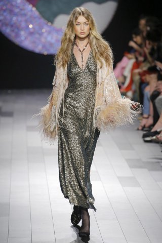 Anna Sui（安娜苏）2025纽约时装周时装秀