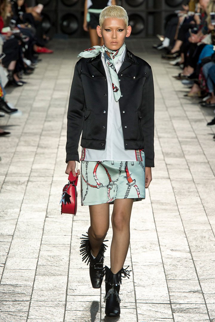 Versus Versace（范瑟丝）2025伦敦时装周时装秀