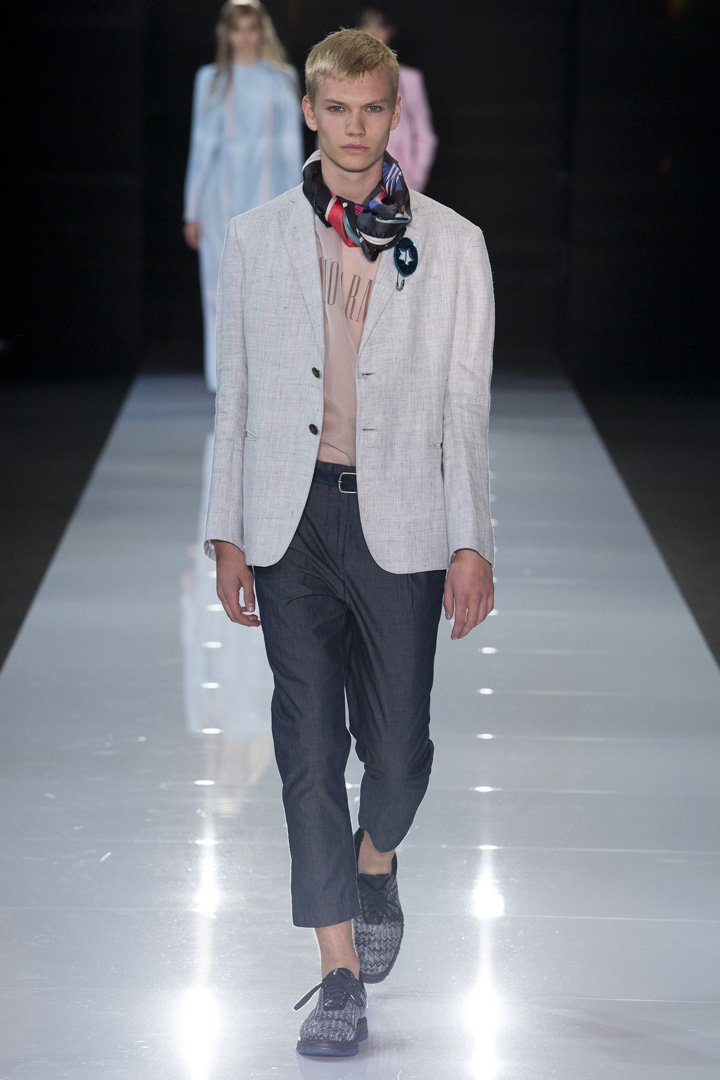 Emporio Armani 2025伦敦时装周时装秀