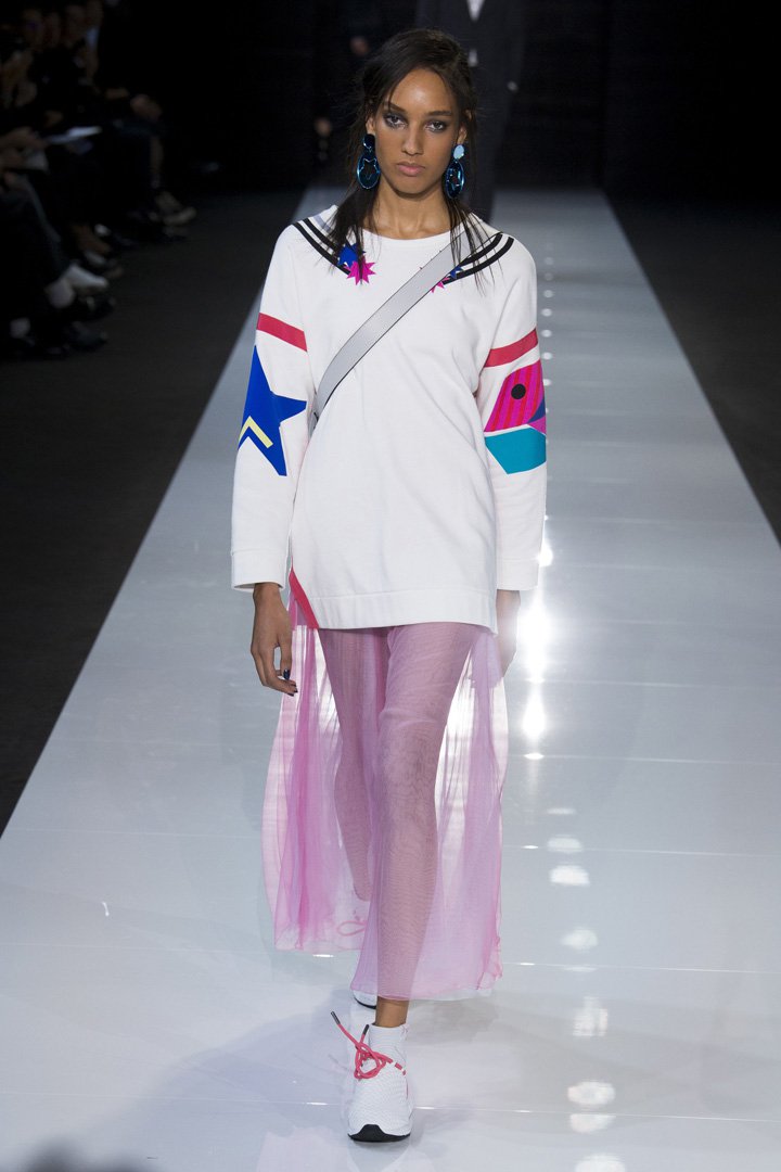 Emporio Armani 2025伦敦时装周时装秀