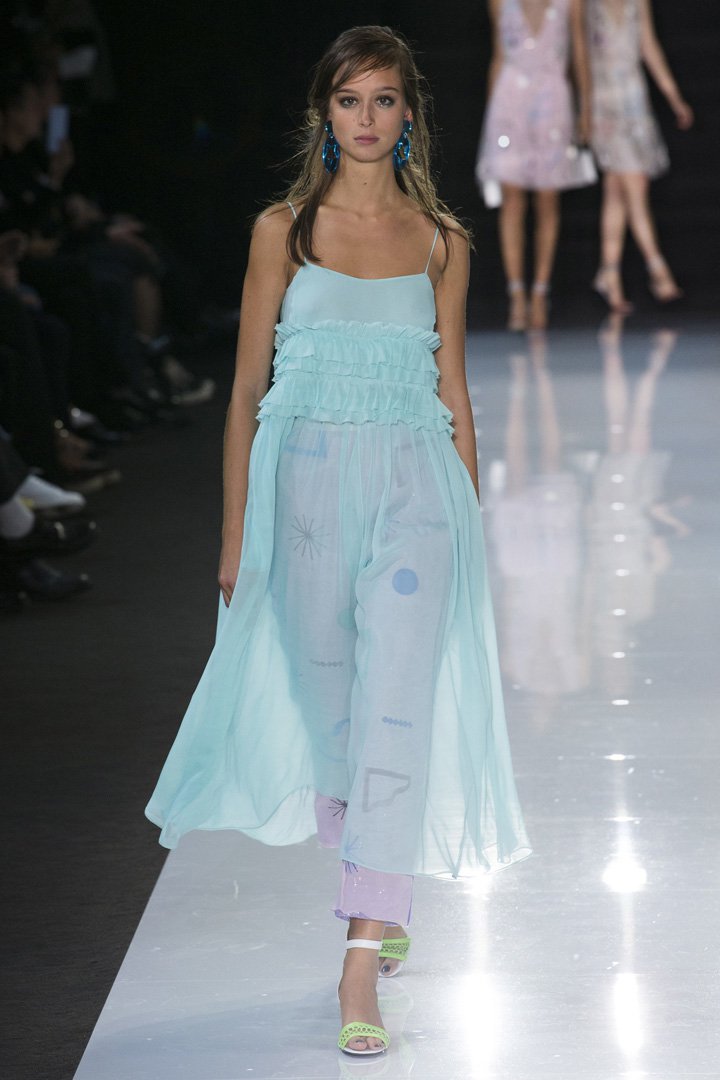 Emporio Armani 2025伦敦时装周时装秀