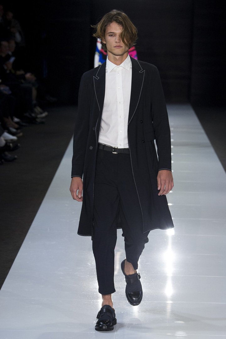 Emporio Armani 2025伦敦时装周时装秀