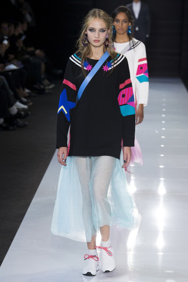 Emporio Armani 2025伦敦时装周时装秀