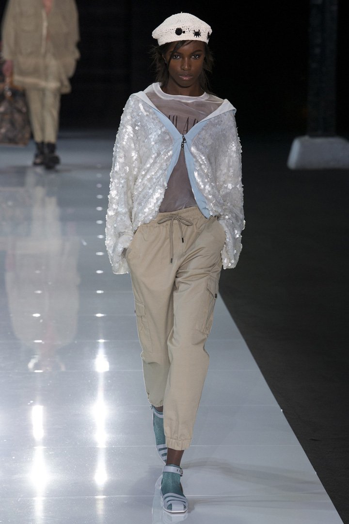 Emporio Armani 2025伦敦时装周时装秀