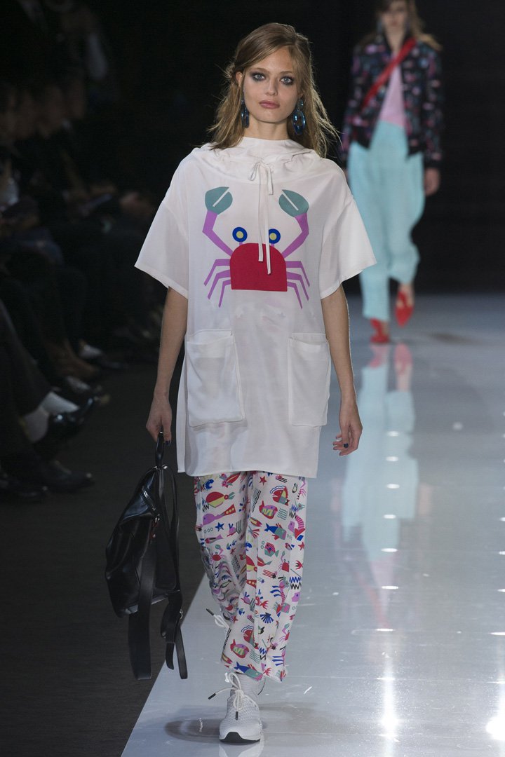 Emporio Armani 2025伦敦时装周时装秀