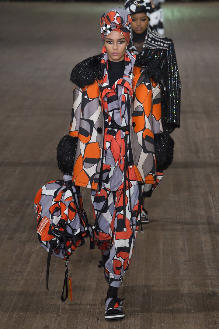 Marc Jacobs（马克·雅各布）2025纽约时装周时装秀