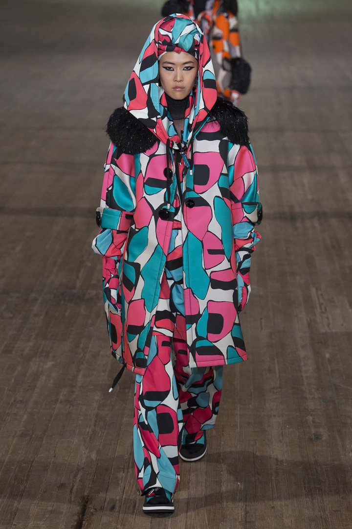 Marc Jacobs（马克·雅各布）2025纽约时装周时装秀