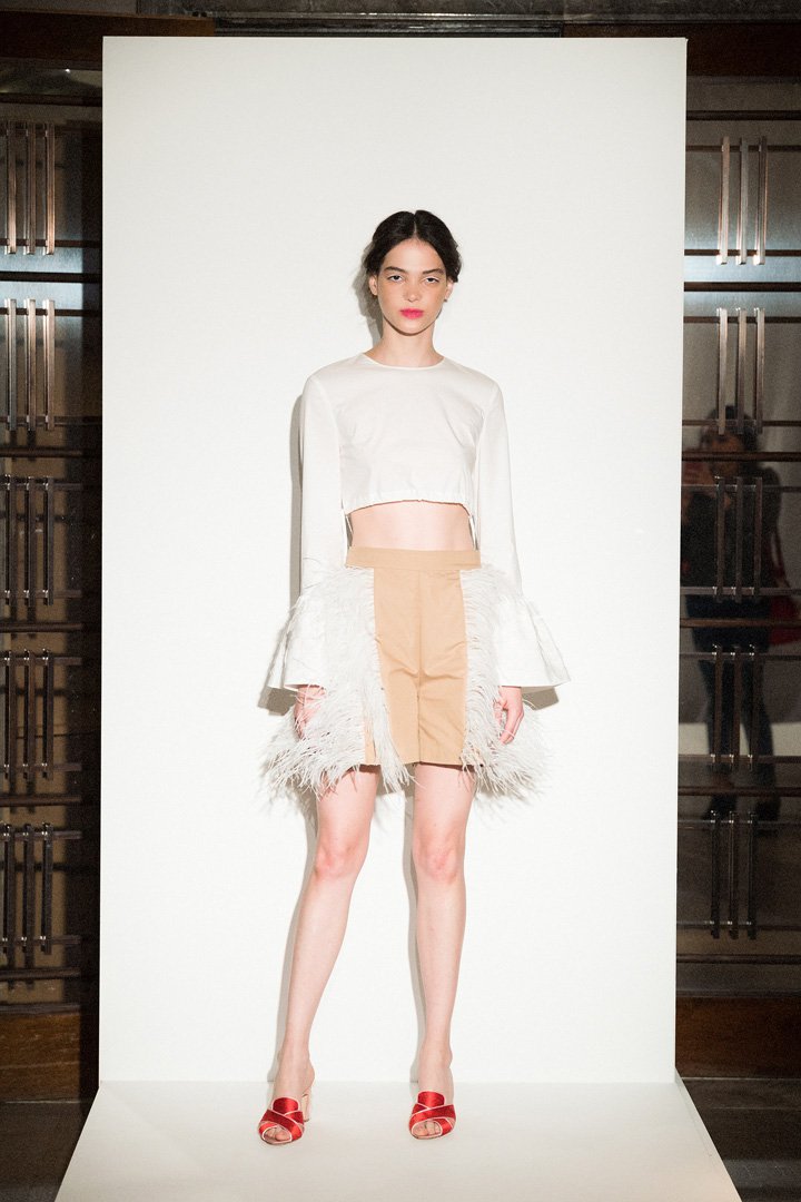 Huishan Zhang（张卉山）2025伦敦发布会女装秀