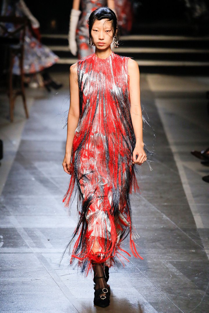 Erdem（艾尔丹姆）2025伦敦时装周时装秀