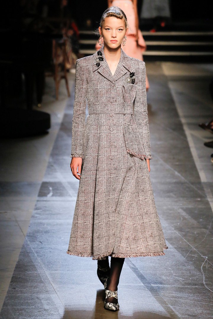 Erdem（艾尔丹姆）2025伦敦时装周时装秀