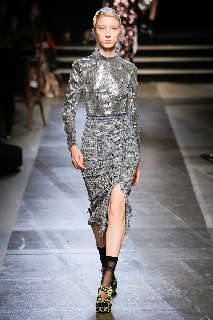 Erdem（艾尔丹姆）2025伦敦时装周时装秀