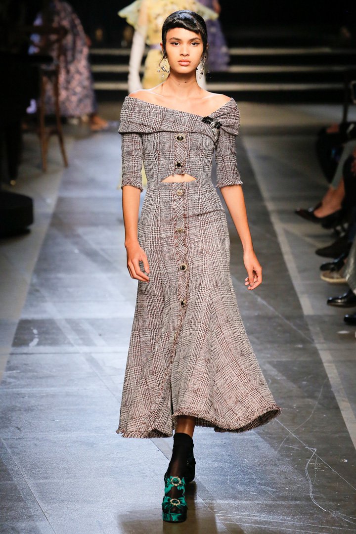 Erdem（艾尔丹姆）2025伦敦时装周时装秀