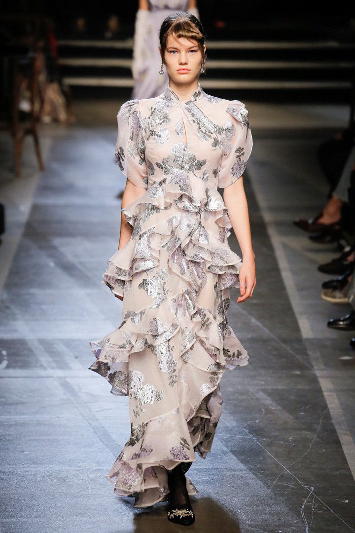 Erdem（艾尔丹姆）2025伦敦时装周时装秀