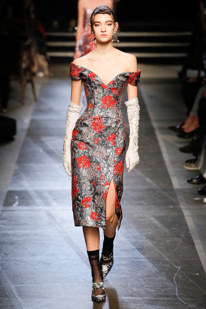 Erdem（艾尔丹姆）2025伦敦时装周时装秀