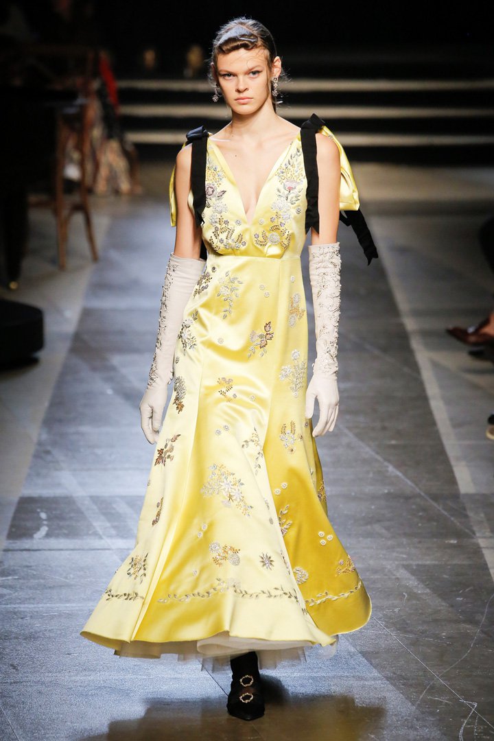 Erdem（艾尔丹姆）2025伦敦时装周时装秀