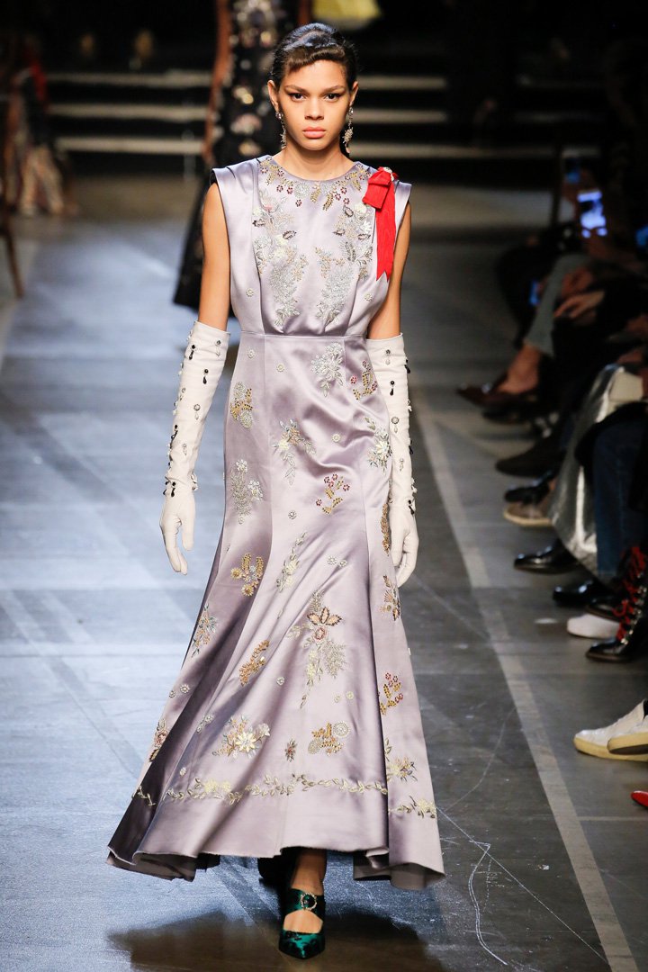 Erdem（艾尔丹姆）2025伦敦时装周时装秀