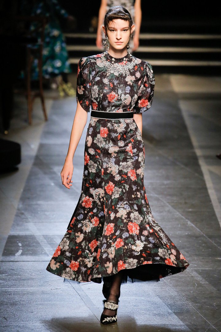 Erdem（艾尔丹姆）2025伦敦时装周时装秀