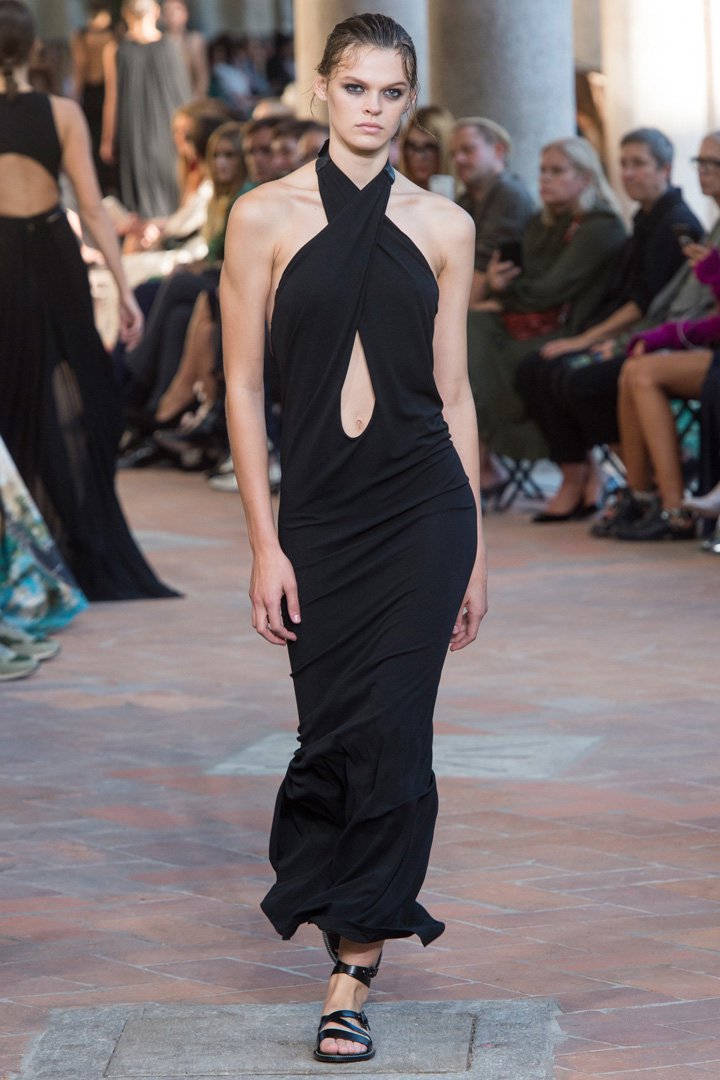 Alberta Ferretti 2025米兰时装周时装秀