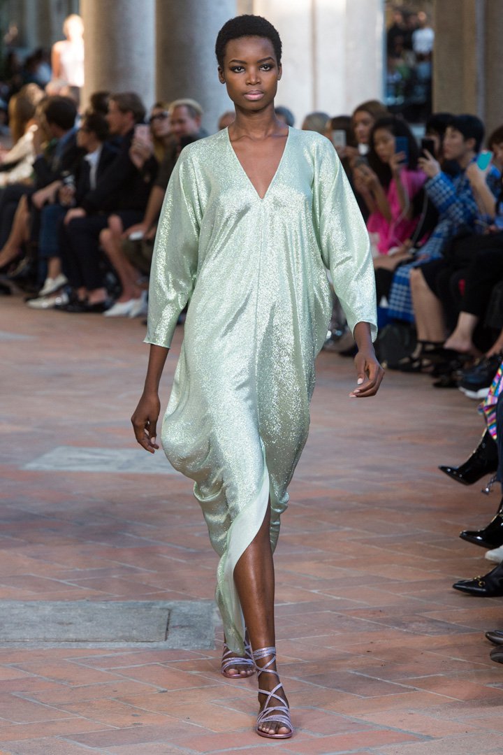 Alberta Ferretti 2025米兰时装周时装秀