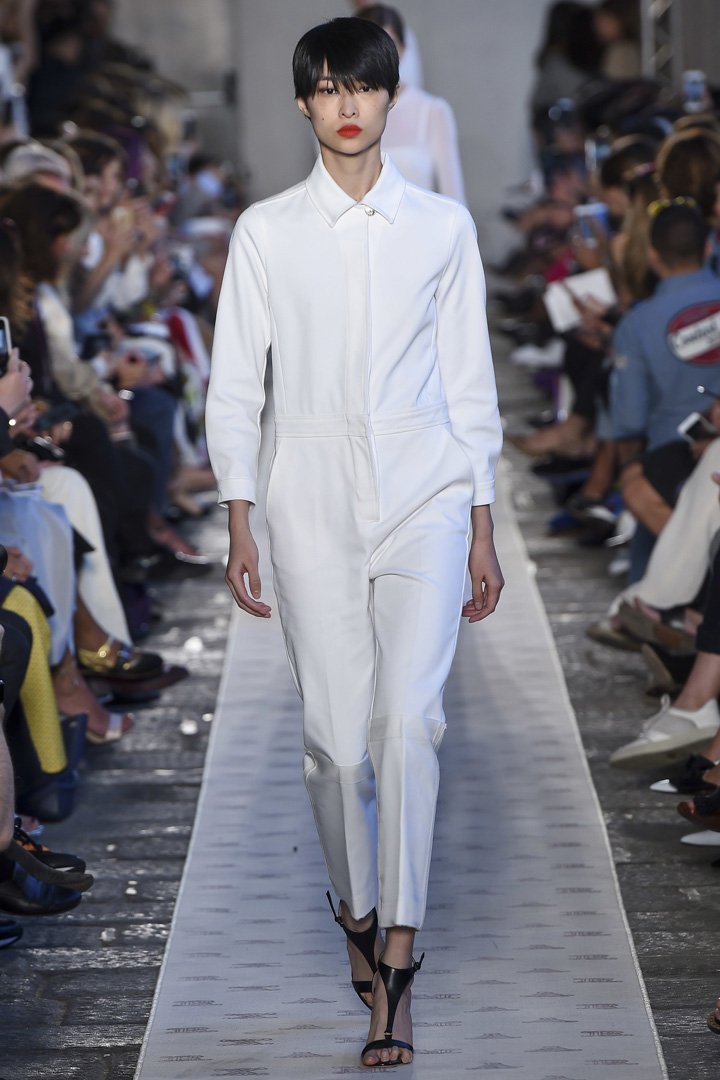 Max Mara（麦丝玛拉）2025米兰时装周时装秀