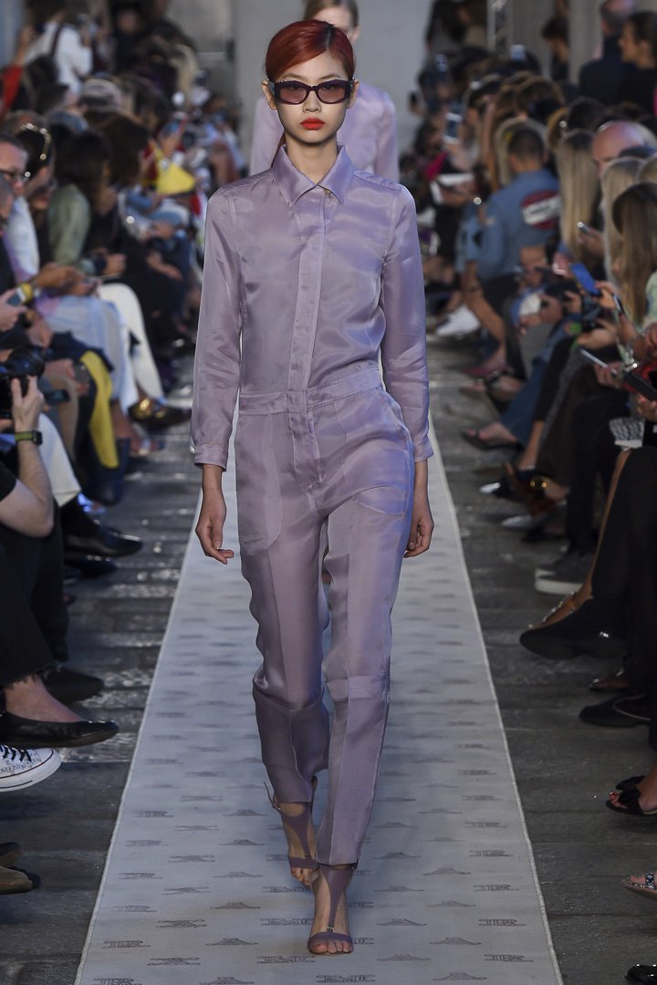 Max Mara（麦丝玛拉）2025米兰时装周时装秀