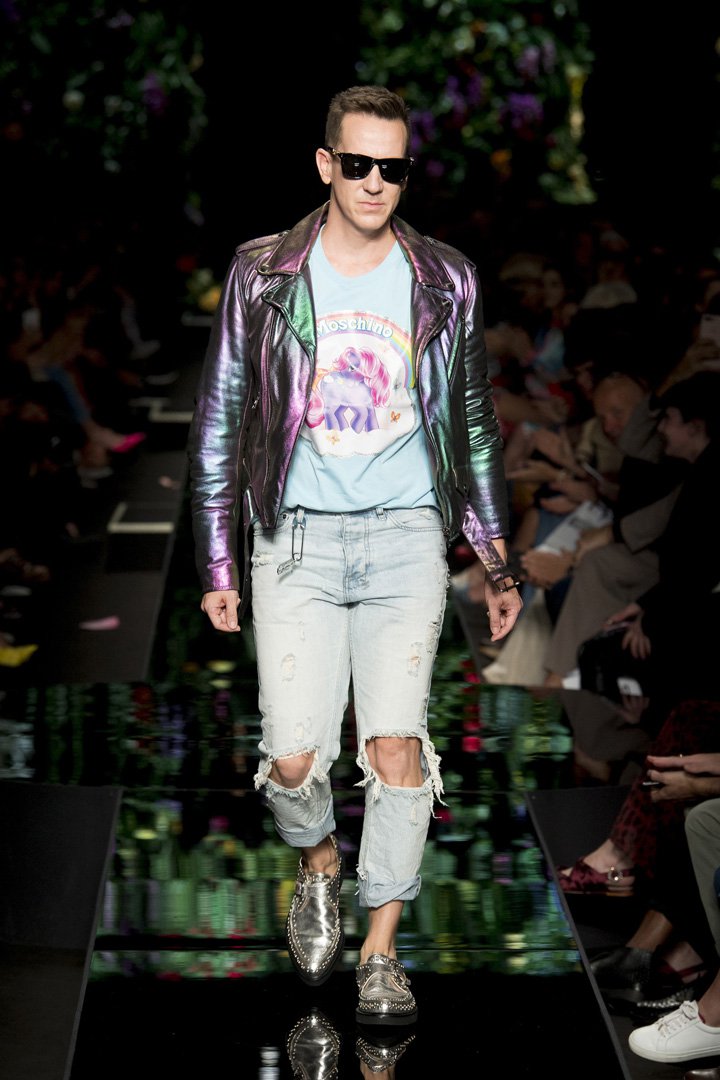 Moschino（莫斯其诺）2025米兰时装周时装秀