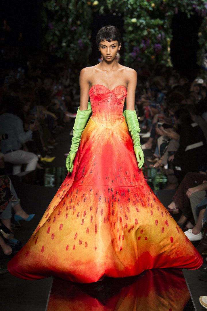 Moschino（莫斯其诺）2025米兰时装周时装秀