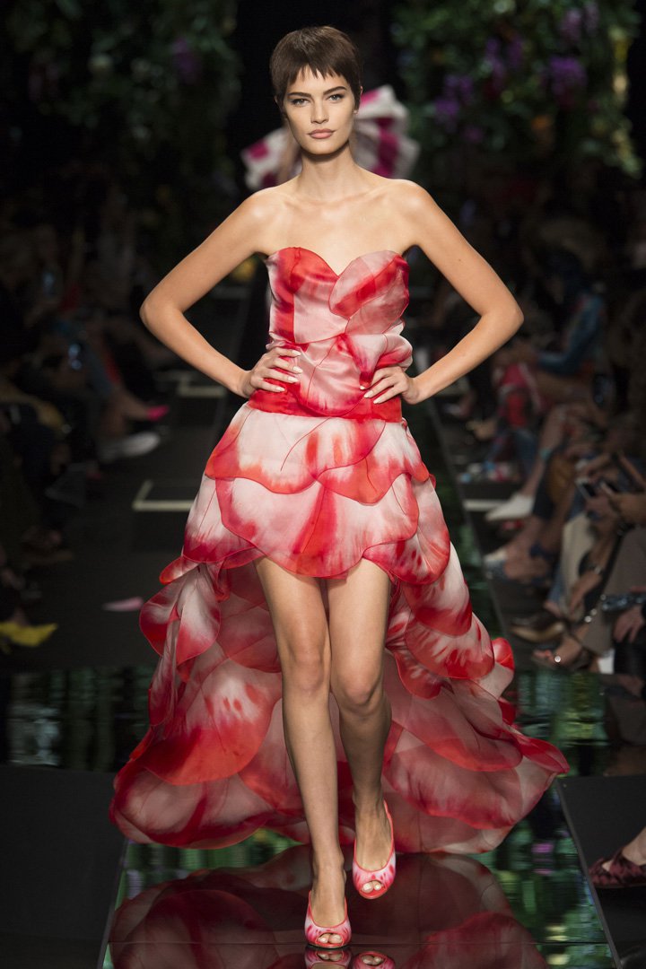Moschino（莫斯其诺）2025米兰时装周时装秀