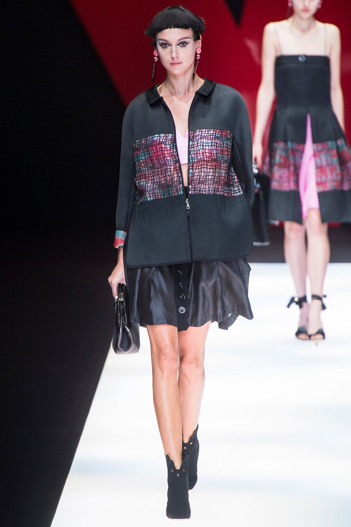 Giorgio Armani（乔治·阿玛尼）2025米兰时装周时装秀