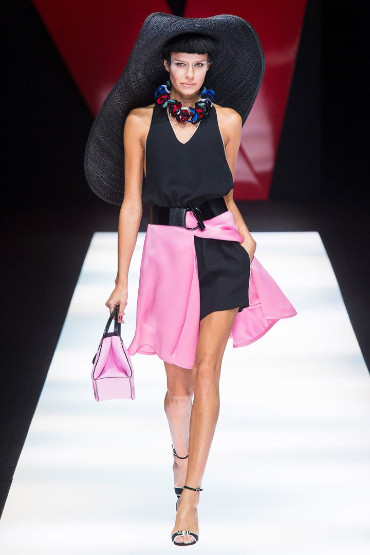 Giorgio Armani（乔治·阿玛尼）2025米兰时装周时装秀