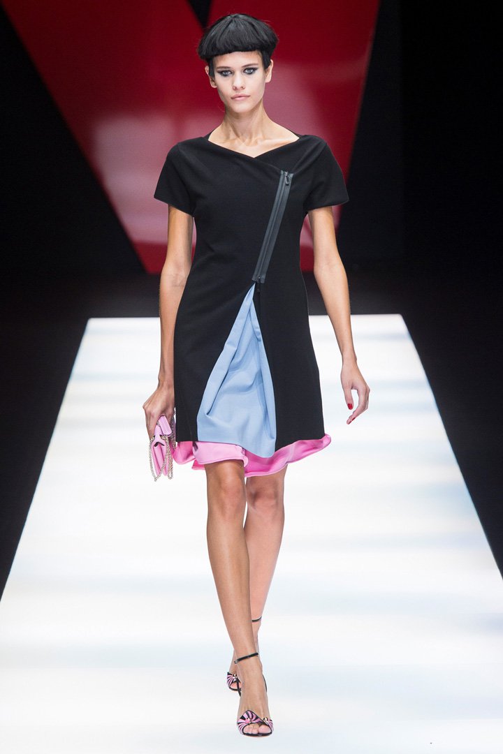 Giorgio Armani（乔治·阿玛尼）2025米兰时装周时装秀