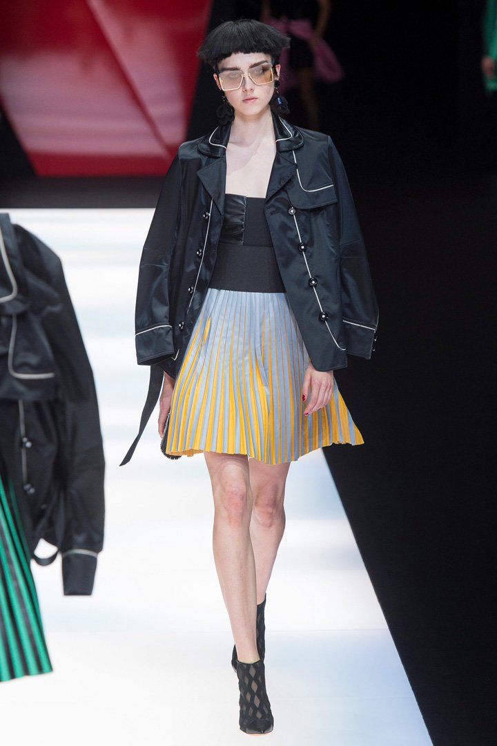 Giorgio Armani（乔治·阿玛尼）2025米兰时装周时装秀