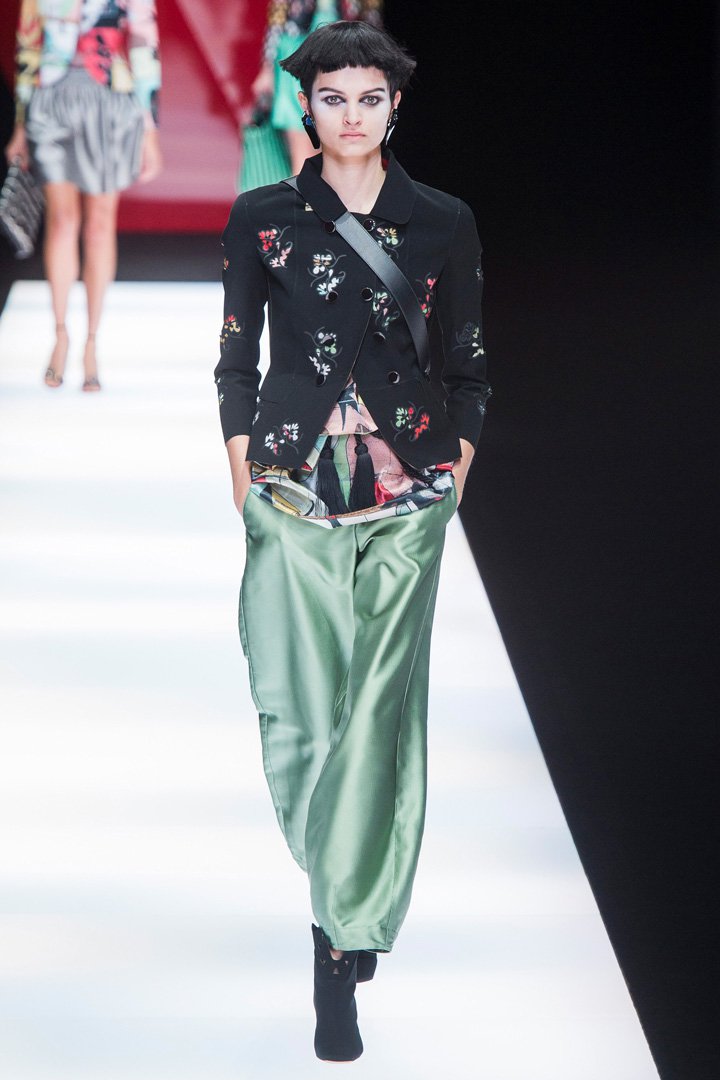 Giorgio Armani（乔治·阿玛尼）2025米兰时装周时装秀