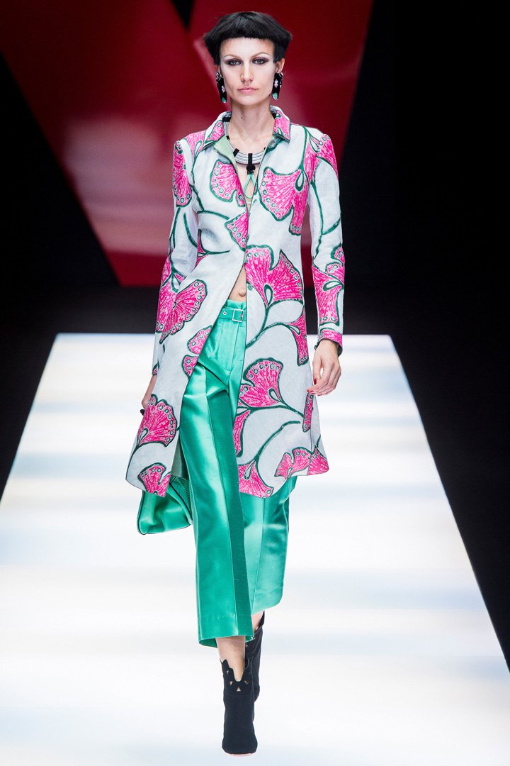 Giorgio Armani（乔治·阿玛尼）2025米兰时装周时装秀