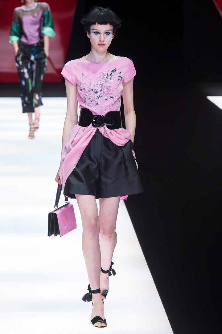 Giorgio Armani（乔治·阿玛尼）2025米兰时装周时装秀