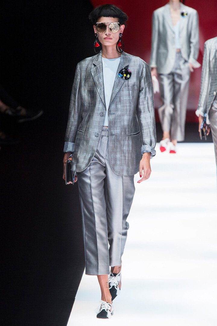 Giorgio Armani（乔治·阿玛尼）2025米兰时装周时装秀