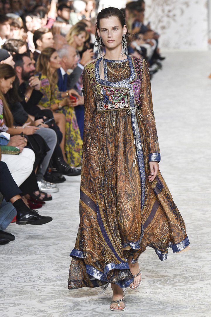 Etro（艾特罗）2025米兰时装周时装秀